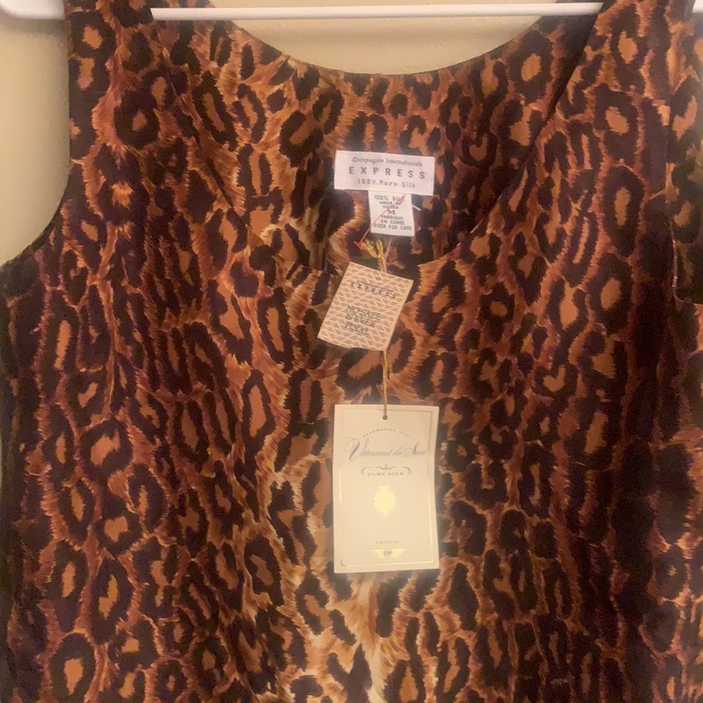 NWT express leopard top - Picture 7 of 8